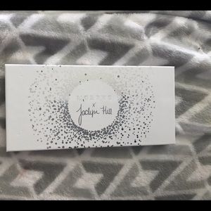 Jaclyn hill x morphe palette